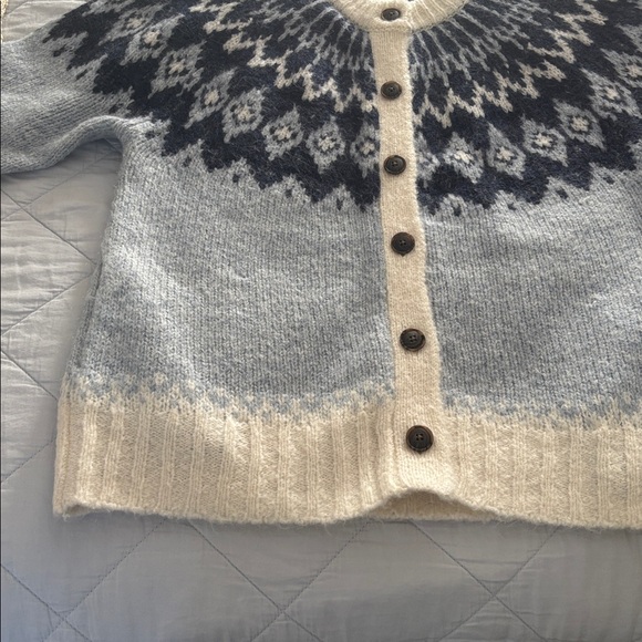 Alex Mill Fair Isle Button-Front Cardigan in Light Blue, Navy & Cream - Picture 3 of 8